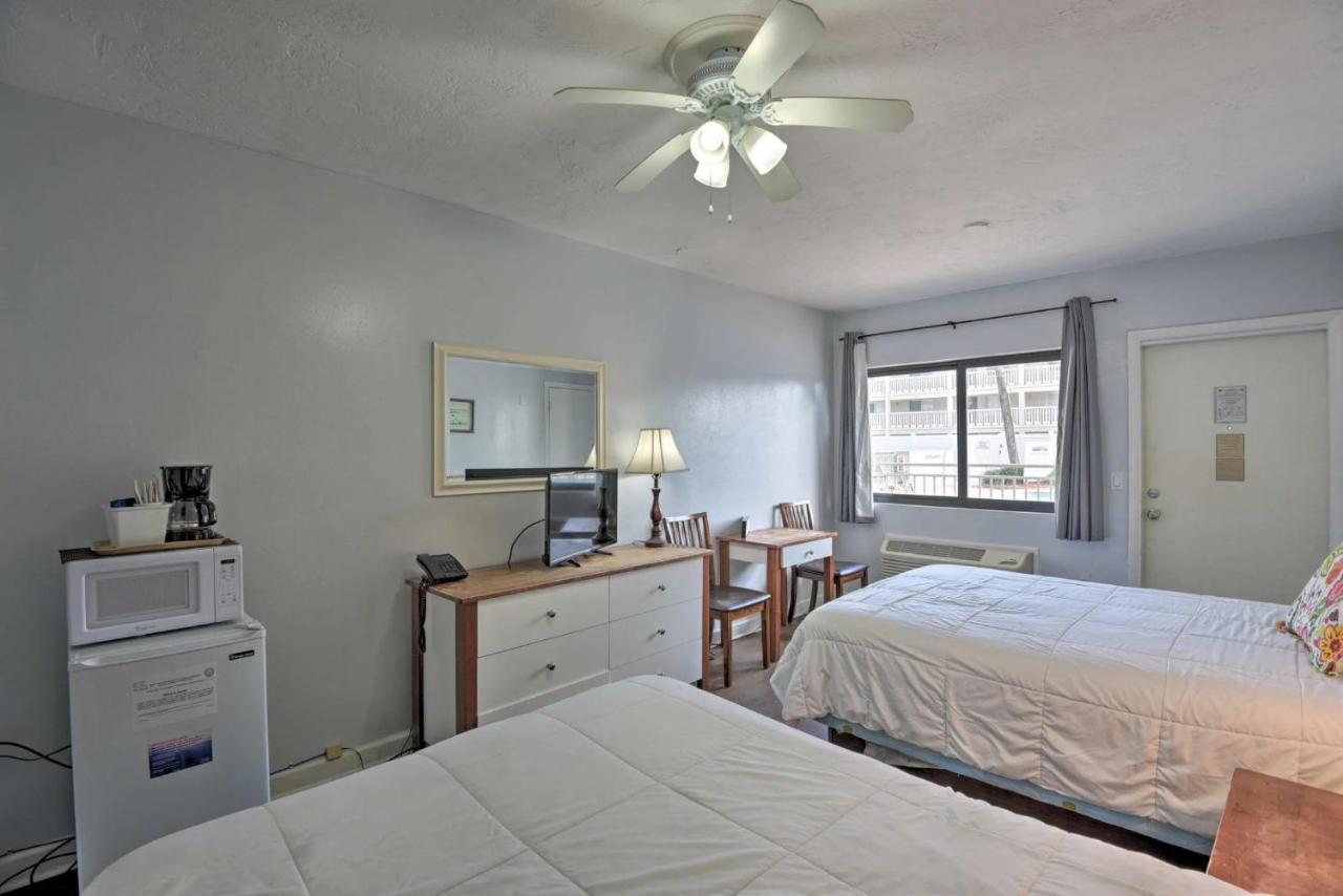 Coastal Waters 108-109- 2 Bedroom 2 Bath Pool Side Condo! New Smyrna Beach Exteriör bild